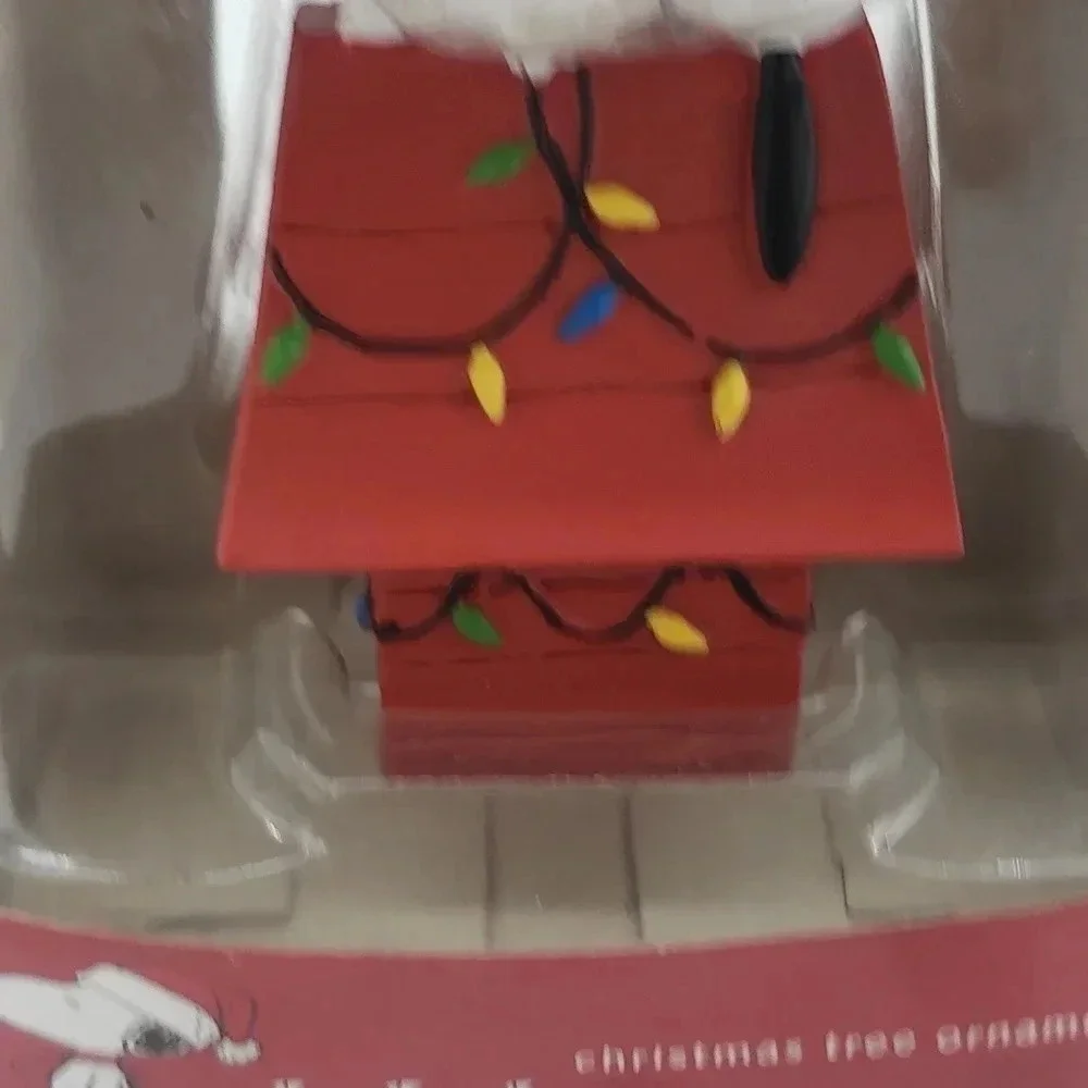 HALLMARK PEANUTS SNOOPY ON DOGHOUSE CHRISTMAS LIGHTS ORNAMENT~1ST PRIZE
